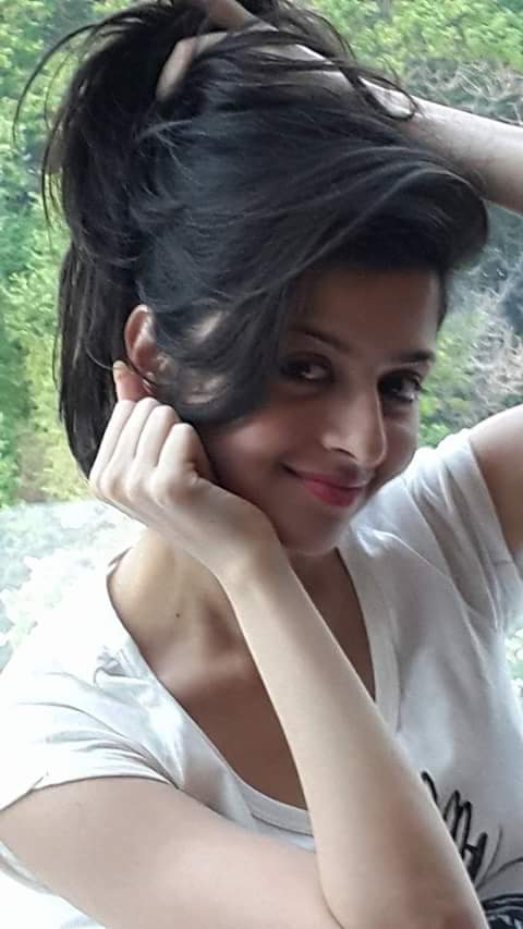 Vedhika in smiling real life