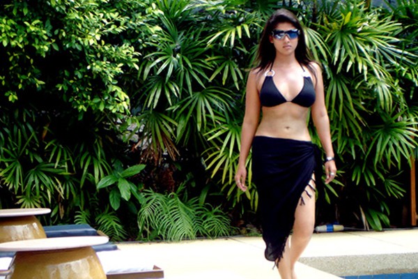 Nayanthara in bikini swim suit in Billa movie