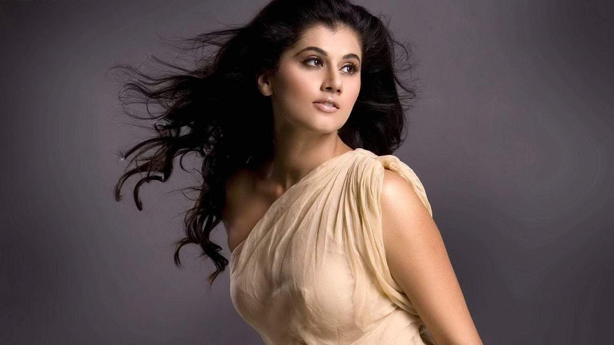 Tapsee Hot And Spicy Photo Gallery 25 Photos Plumeria