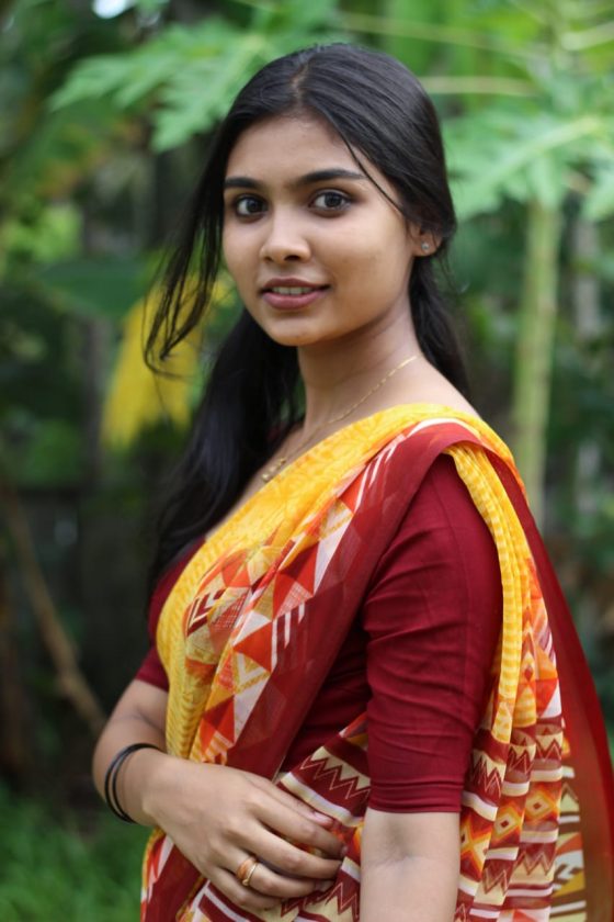 Panni Kutti movie heroine Ashna Sudheer