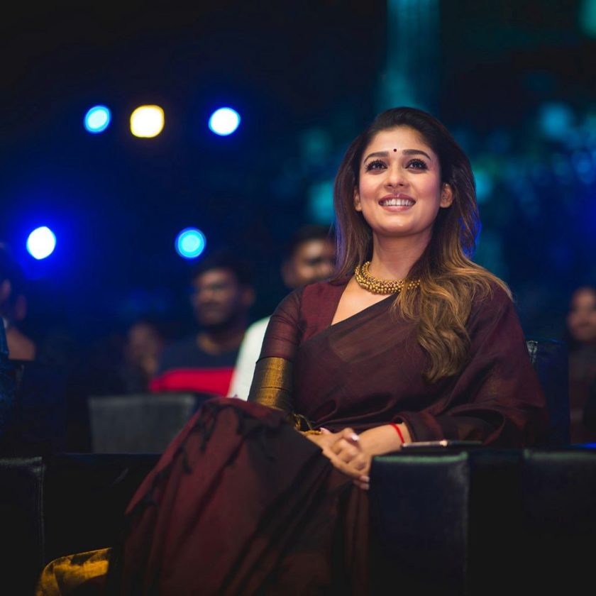 Nayanthara smiling saree