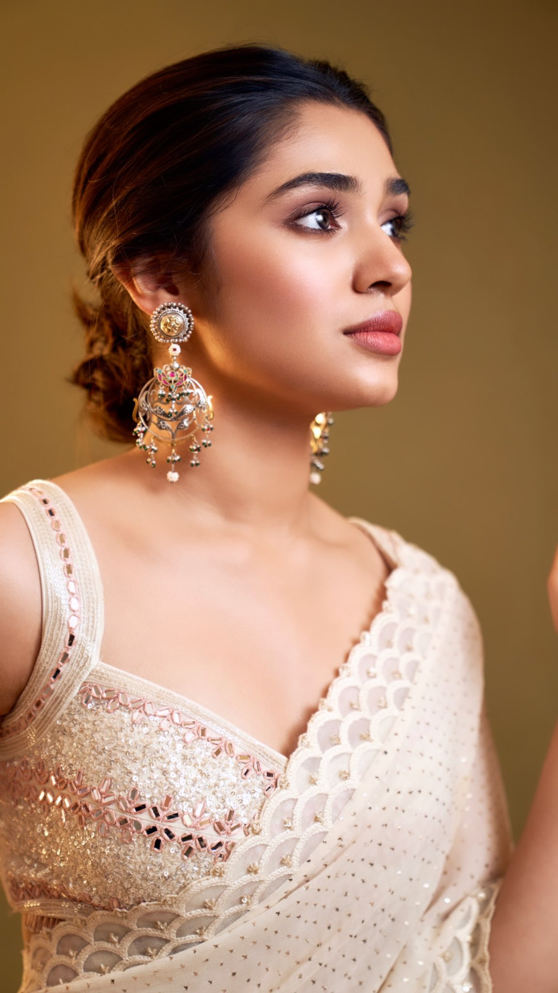 Krithi Shetty Beautiful Telugu Actress in Saree